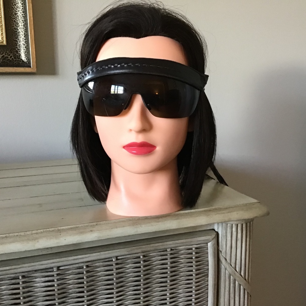 FENDI SUNGLASSES beand new AUTHENTIC